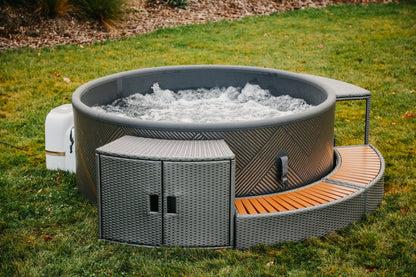 Mono-Eco 8 Portable Spa